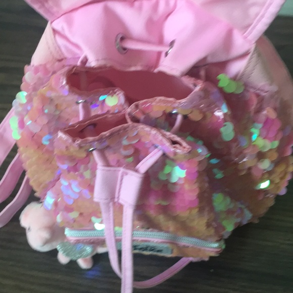 Backpack - Picture 4 of 4